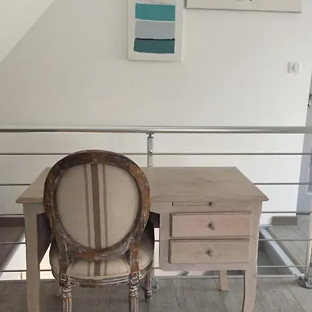 빌라 La Croisee Des Chemins *