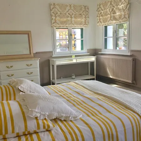 빌라 La Croisee Des Chemins *